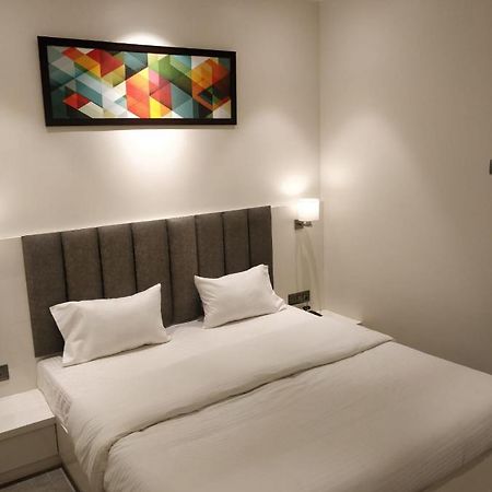 Hotel My Home Residency Нашик Екстериор снимка