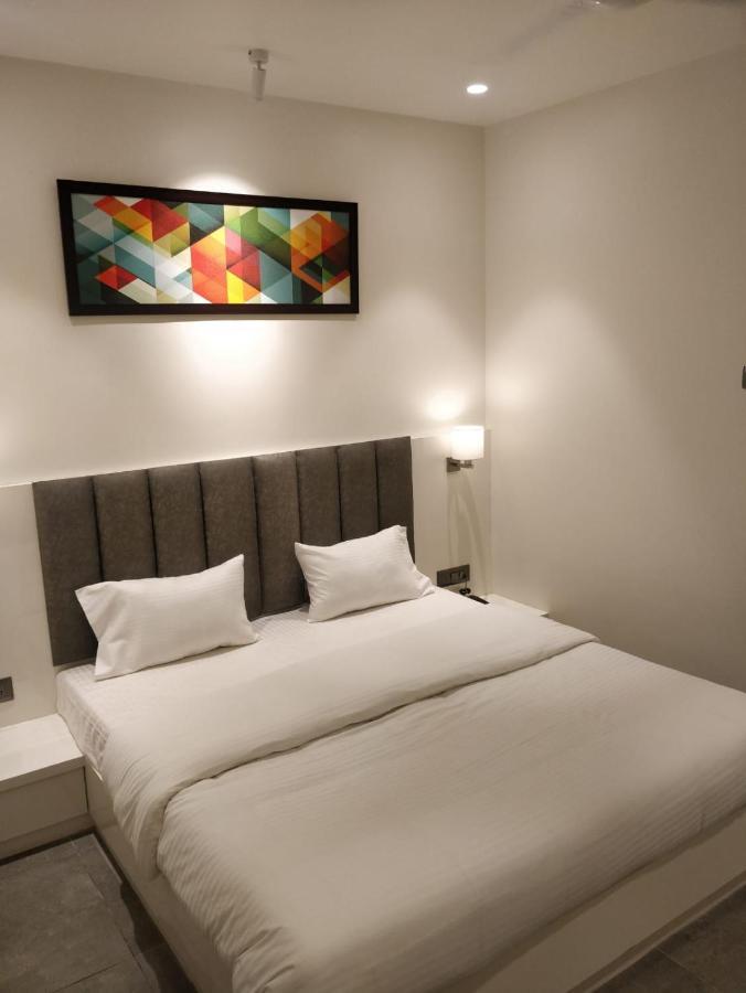 Hotel My Home Residency Нашик Екстериор снимка