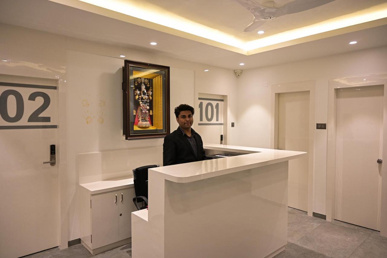 Hotel My Home Residency Нашик Екстериор снимка
